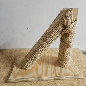 Cat Natural Jute Rope Scratcher